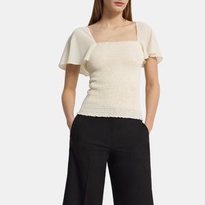 Brand new Theory short sleeve top